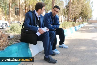 گفتگو بامربی و مسول تربیت بدنی دانشکده ساری (مازندران) به عنوان قهرمان هفت دوره پیاپی المپیاد ورزشی در رشته والیبال