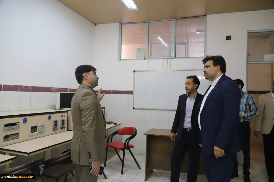 بازدید دکتر خسرویان رئیس دانشگاه فنی وحرفه ای کشور از استان یزد 9