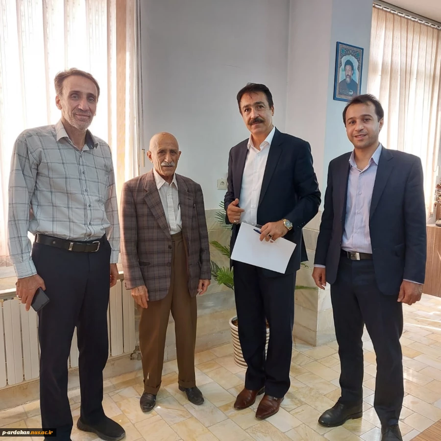 بازدید آقای مهندس زاده زکی و مهندس رفیعی مدیر کل طرح های عمرانی دانشگاه از آموزشکده فنی وحرفه ای  شهید بهشتی اردکان 7