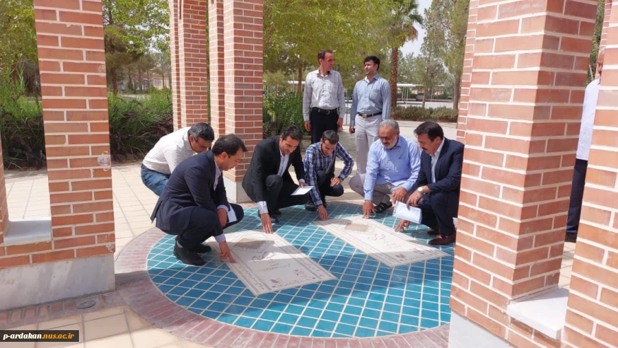بازدید آقای مهندس زاده زکی و مهندس رفیعی مدیر کل طرح های عمرانی دانشگاه از آموزشکده فنی وحرفه ای  شهید بهشتی اردکان 11