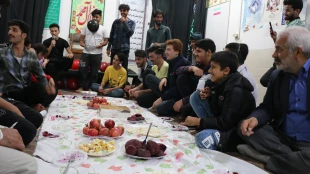 دور همی شب یلدا در آموزشکده فنی وحرفه ای شهید بهشتی اردکان برگزار شد. 11