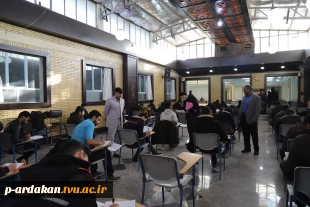 نماینده نظارت وارزیابی دانشگاه فنی وحرفه ای  استان یزد از روند امتحانات آموزشکده فنی وحرفه ای شهید بهشتی اردکان بازدید به عمل آورد. 7