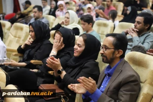 بزرگداشت مقام استاد و برگزاری جشن به همین مناسبت در آموزشکده فنی وحرفه ای شهید بهشتی اردکان 4