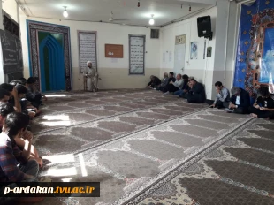 مراسم یادبود درگذشت دانشجو احمد رضا کاظمی در آموزشکده فنی وحرفه ای شهید بهشتی اردکان برگزار شد.  10