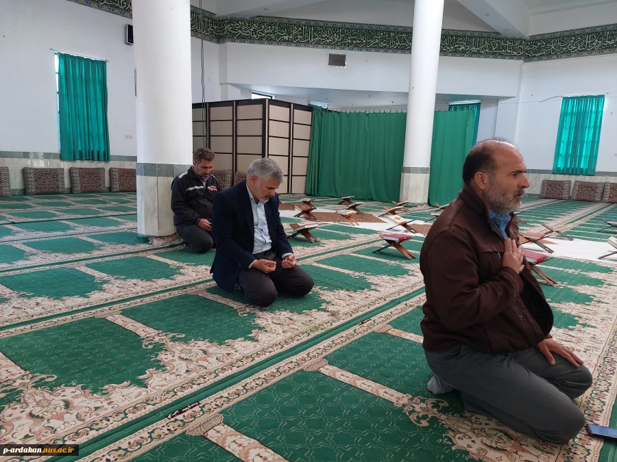 دوشنبه های عاشورایی در آموزشکده فنی وحرفه ای شهید بهشتی اردکان پرشورتر شد. 6