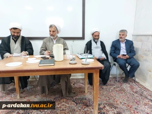 جلسه پرسش و پاسخ مسئولین دفتر نهاد رهبری با دانشجویان آموزشکده فنی وحرفه ای شهید بهشتی اردکان 6