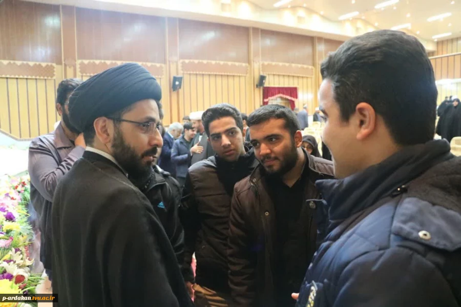 برگزاری نشست روشنگری در آموزشکده فنی وحرفه ای شهید بهشتی اردکان به مناسبت روز دانشجو 10