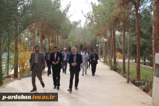 مشاور عالی استاندار یزد به همراه جمعی از مسئولین استانی وشهرستانی ، از کارگاه ها و آزمایشگاه های آموزشکده فنی شهید بهشتی اردکان بازدید به عمل آورده و از نزدیک در جریان مسائل و مشکلات این آموزشکده قرار گرفتند. 9