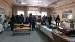 افتتاح نمایشگاه دائمی دست آوردهای دانشجویی آموزشکده شهید بهشتی اردکان به مناسبت هفته پژوهش 4