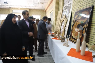 افتتاح نمایشگاه دائمی دست آوردهای دانشجویی آموزشکده شهید بهشتی اردکان به مناسبت هفته پژوهش 7