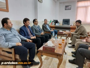 هم اندیشی رئیس آموزش وپرورش شهرستان با مسئولین آموزشکده فنی وحرفه ای اردکان 3