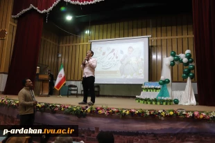 تجلیل از بانوان همکاران آموزشکده اردکان ، به مناسبت بزرگداشت روز مادر 3