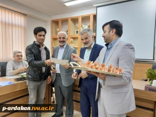 گرامیداشت سالروز ولادت مولای متقیان امام علی (ع) و روز پدر در آموزشکده فنی وحرفه ای شهید بهشتی اردکان 16