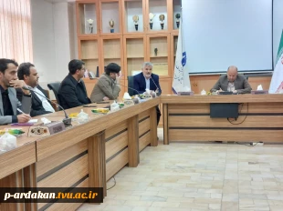 نماینده مجلس شورای اسلامی اردکان،  دعوت همکاران را پذیرفت. 6