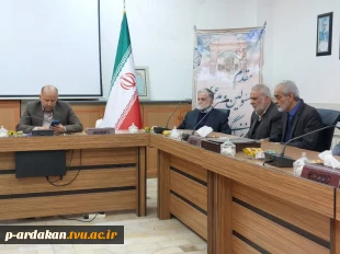 نماینده مجلس شورای اسلامی اردکان،  دعوت همکاران را پذیرفت. 8