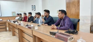 بازدید دانش‌آموزان هنرستان شهید صدوقی اردکان از آموزشکده شهید بهشتی  7